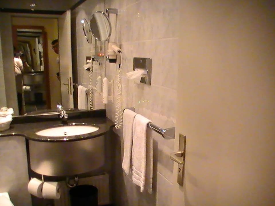 Tolles Bad Leonardo Hotel Hannover Airport