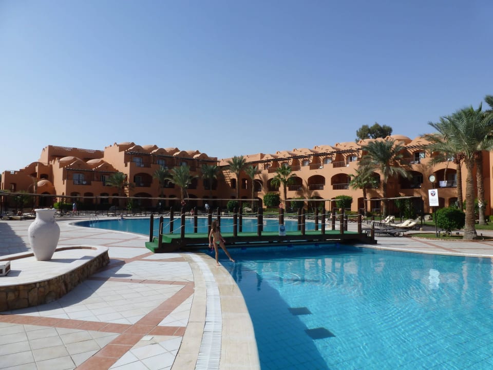  Poolanlage                                        Jaz Makadi Oasis Resort