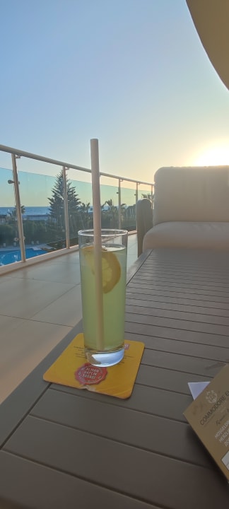 Ausblick Commodore Elite Suites & Spa - Adults only