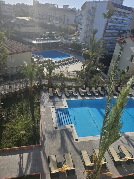 Pool Hotel Gardenia Beach