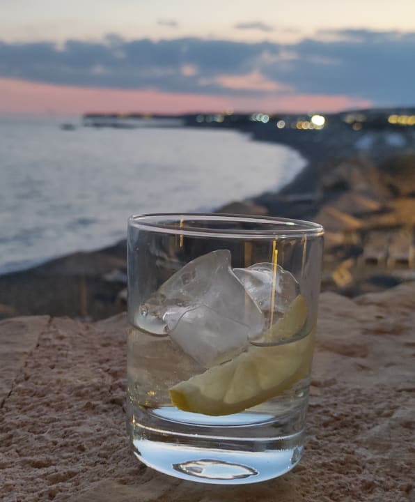 Gastro Kakkos Beach Hotel