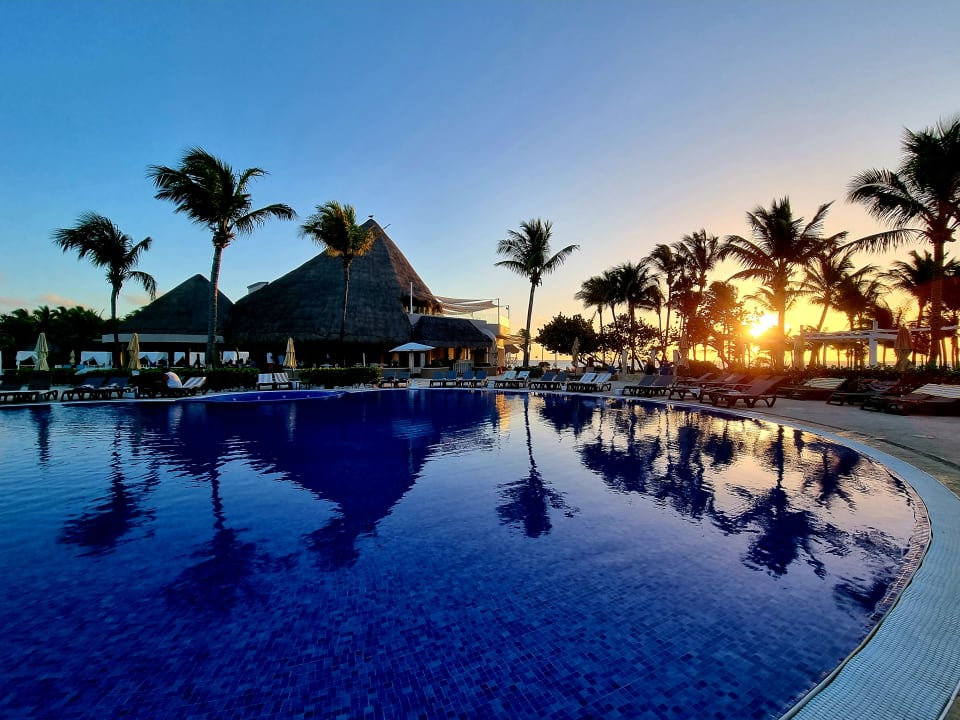 Pool Catalonia Playa Maroma