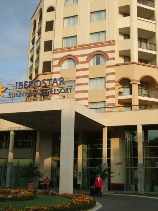 Eingang des Hotels Meliá Sunny Beach