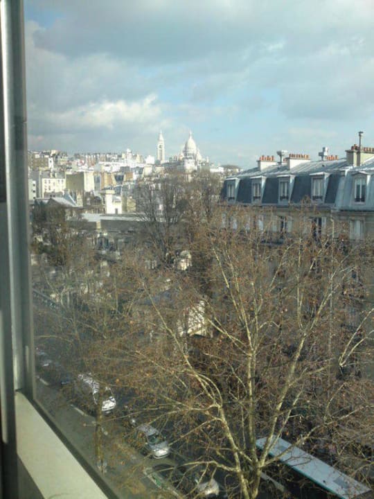 Aussicht mit Blick auf Sacre Coeur 6.Etage Mercure Paris Montmartre Sacré Coeur