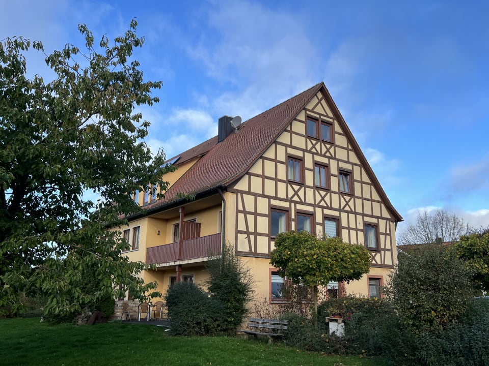 Außenansicht Gasthof Linden & Wildkräuterhotel