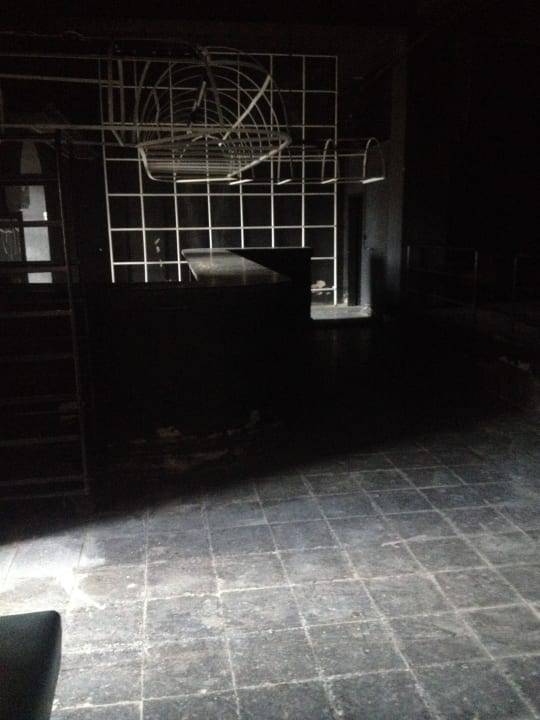 Disko innen Ladonia Hotels Adakule
