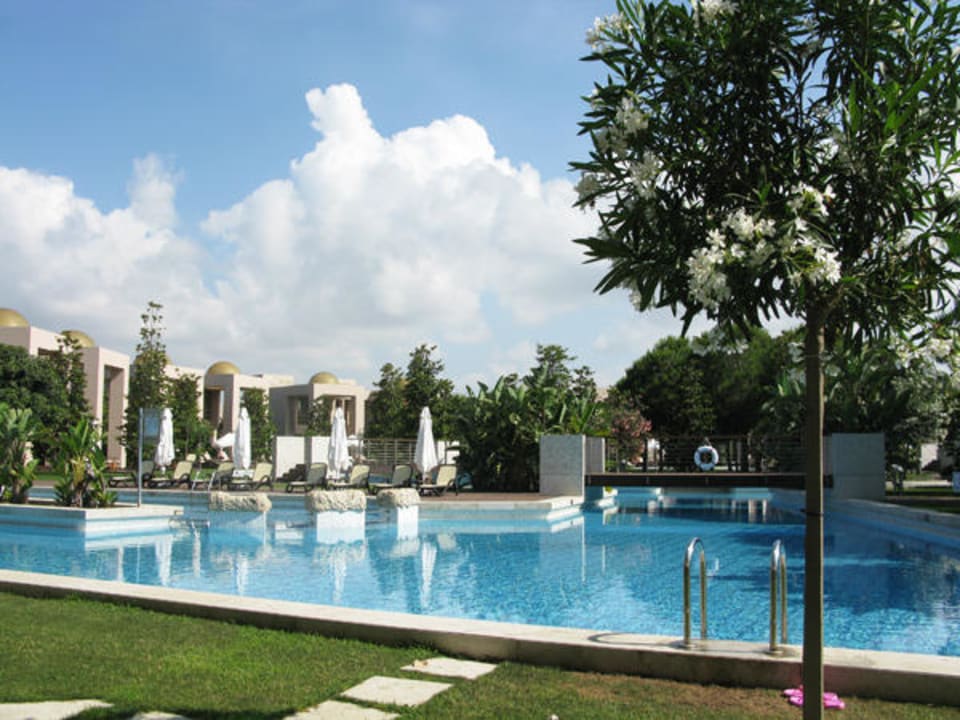 Вид из номера лейк Gloria Serenity Resort