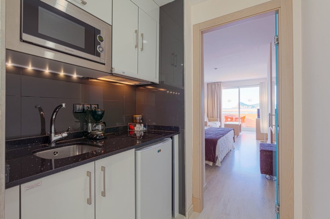 Zimmer Sirenis Seaview Country Club