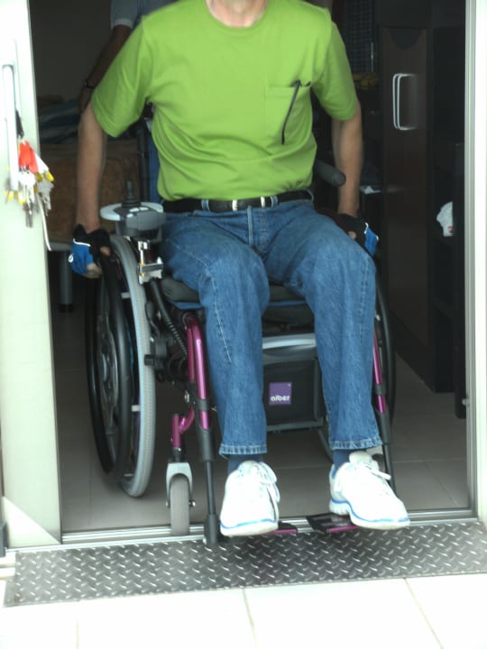 Eingang durch die Terrassentür Hotel Las Costas