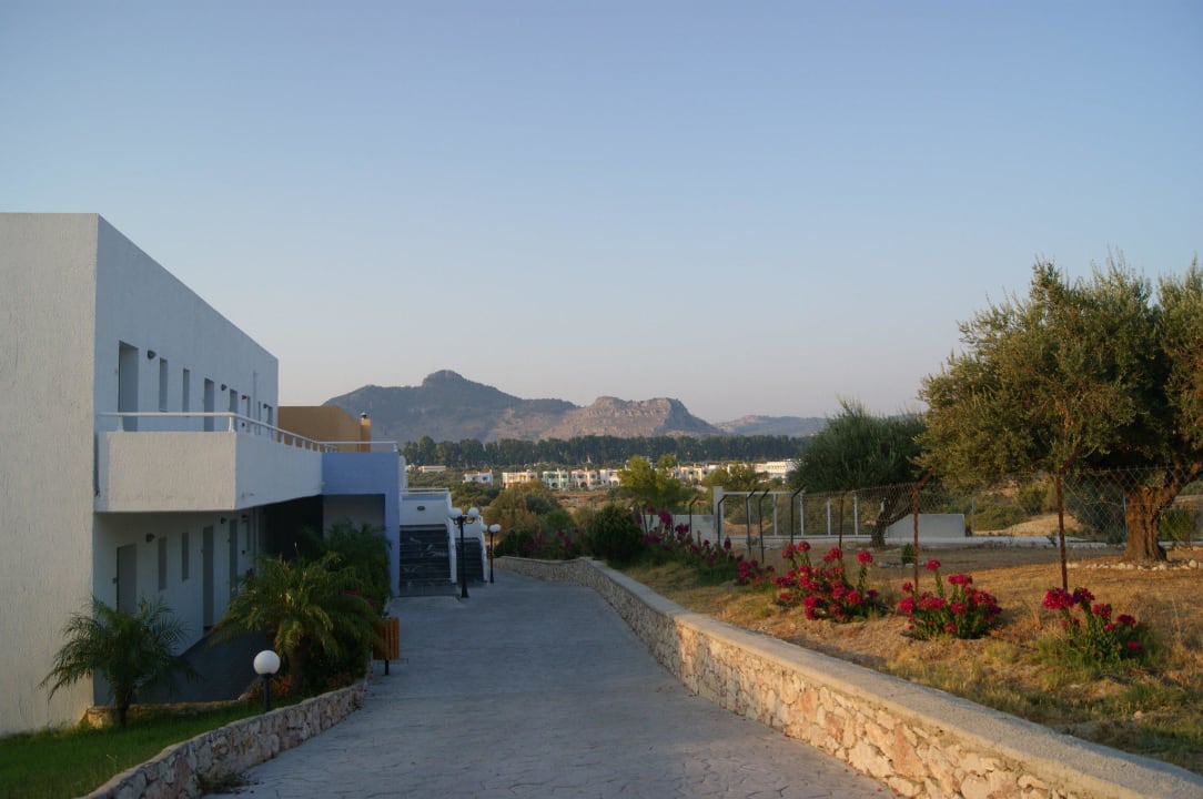 Toller Ausblick,egal wo das Zimmer sich befindet. Atlantica Mikri Poli Rhodes