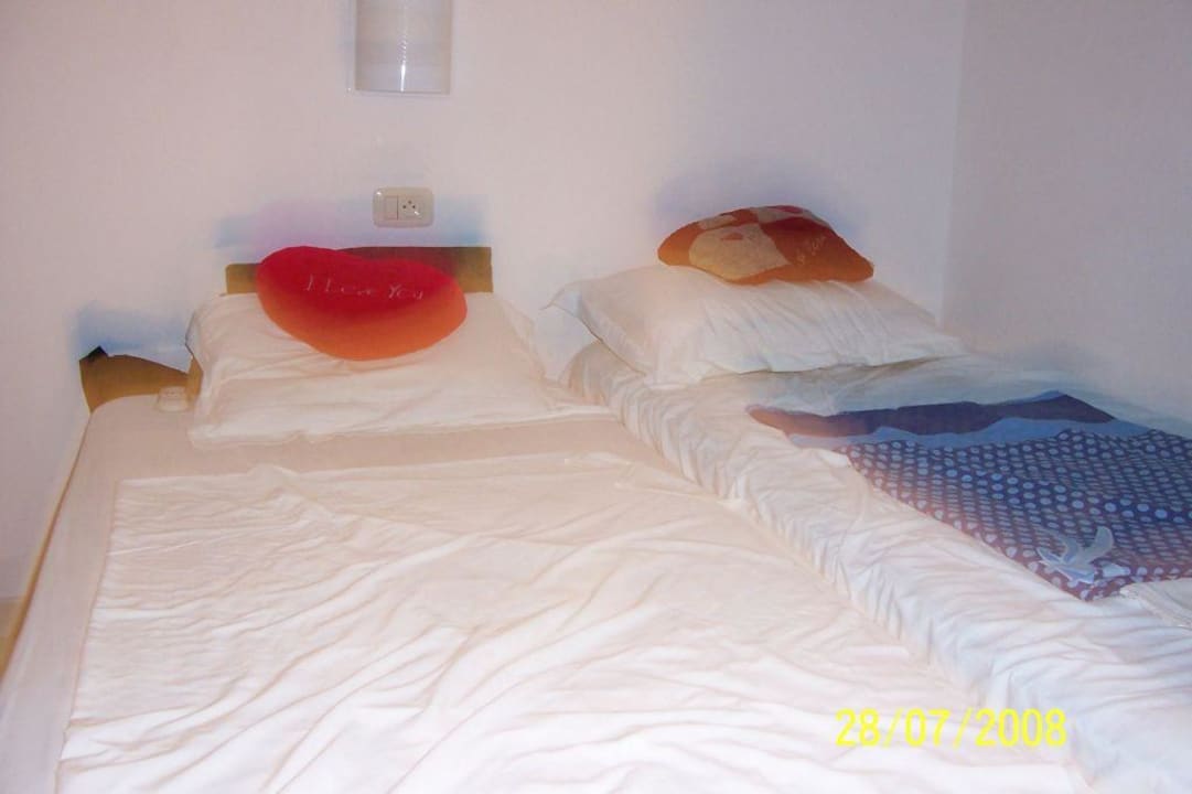 Unser Zimmer Samira Club