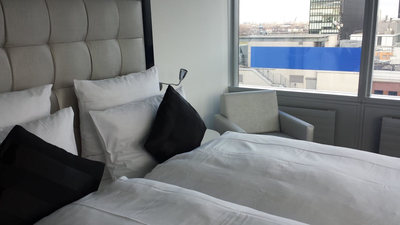 Zimmer mit Blick! INNSiDE by Meliá Düsseldorf Hafen