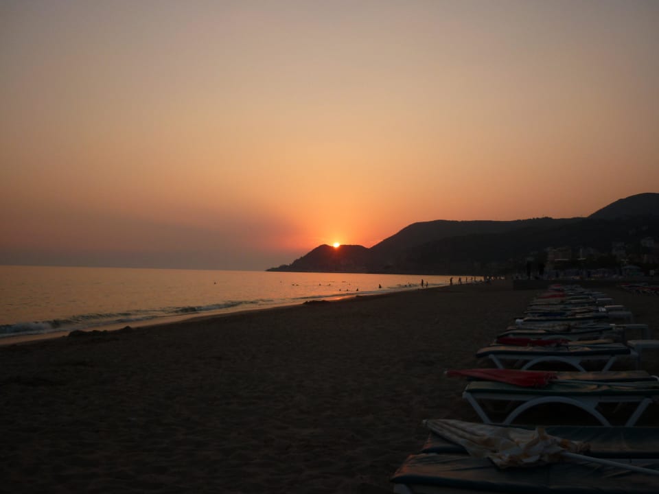 Sonnenuntergang am Strand Hotel Kleopatra Dreams Beach