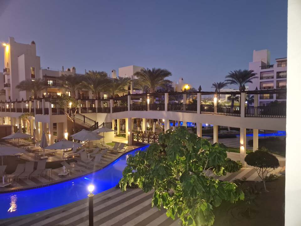 Pool Steigenberger Aqua Magic