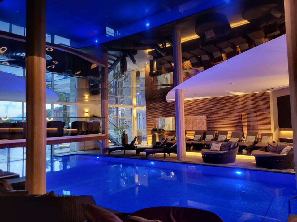 Pool Quellenhof Luxury Resort Passeier