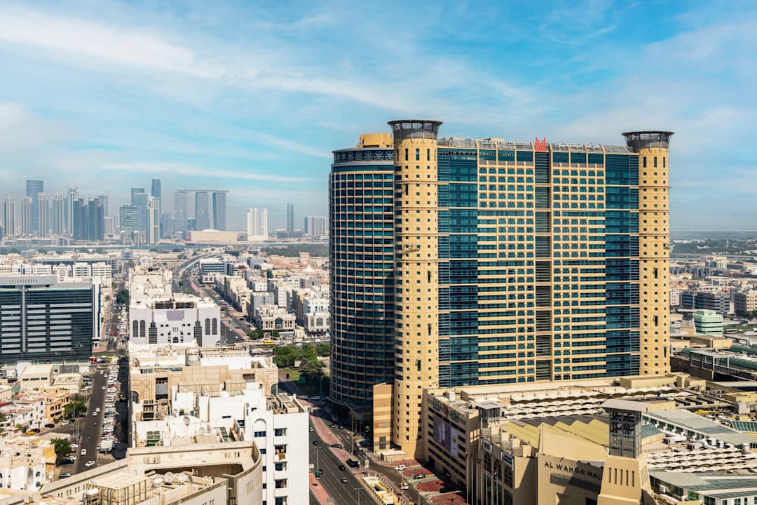 Außenansicht Grand Millennium Al Wahda Abu Dhabi