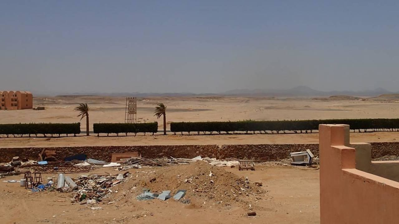 Widok z zjeżdżalni Three Corners Sea Beach Resort