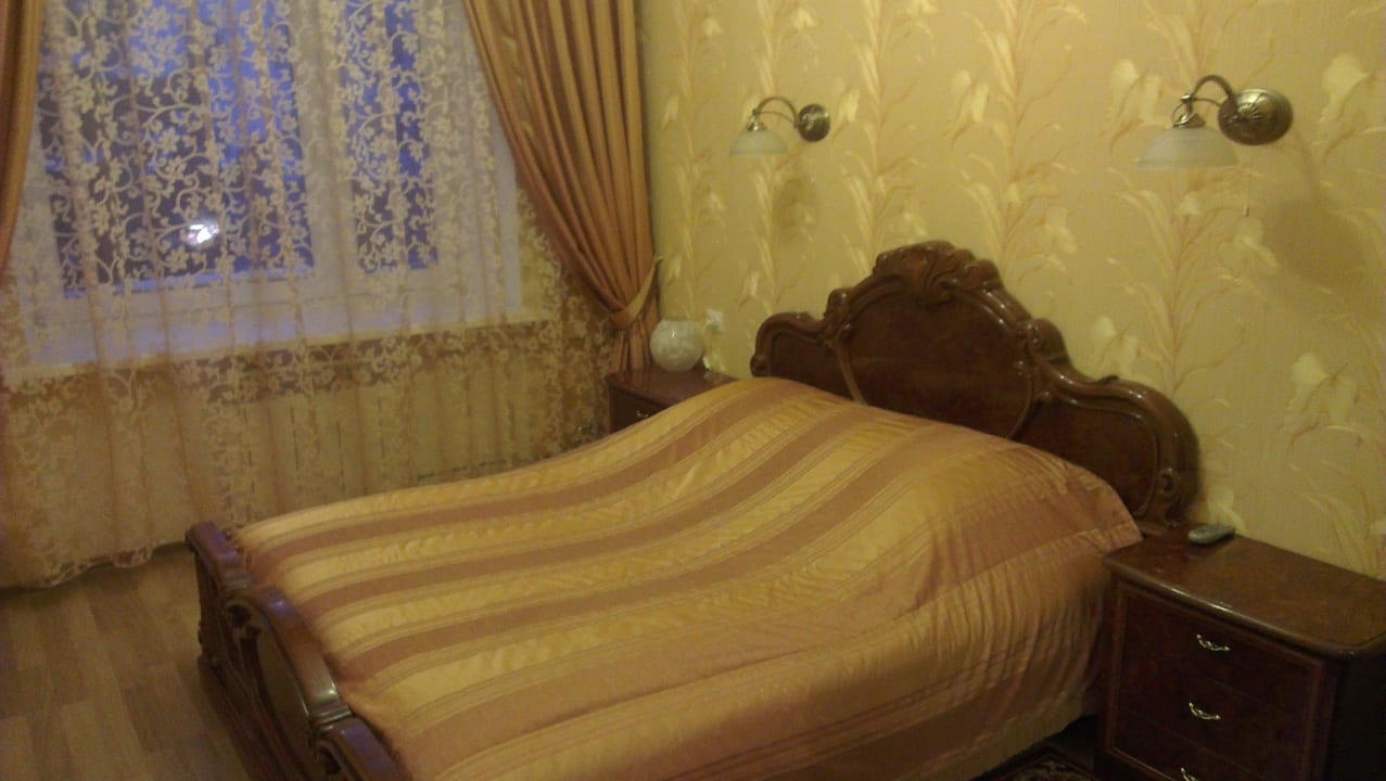 Schlafzimmer Hotel Oktyabrskaya