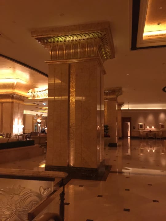 Viel Gold Emirates Palace Mandarin Oriental