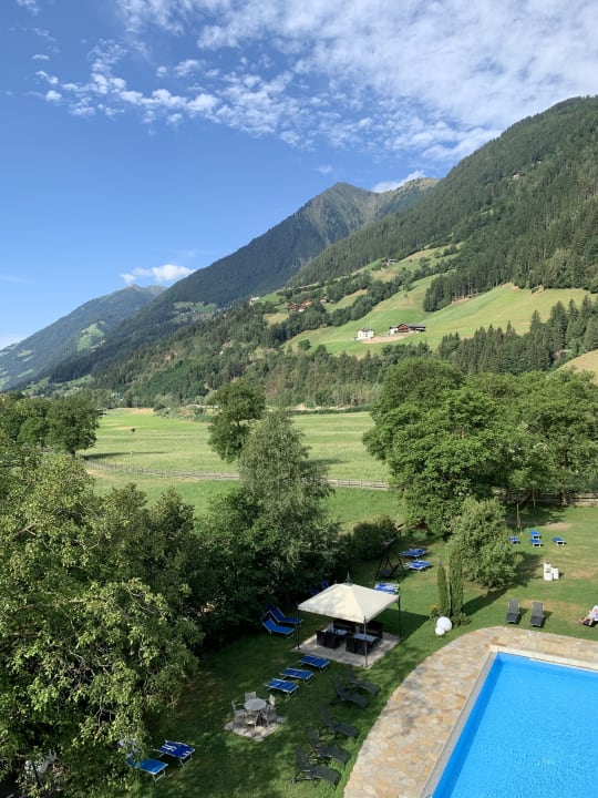 Außenansicht Hotel Wiesenhof Garden Resort