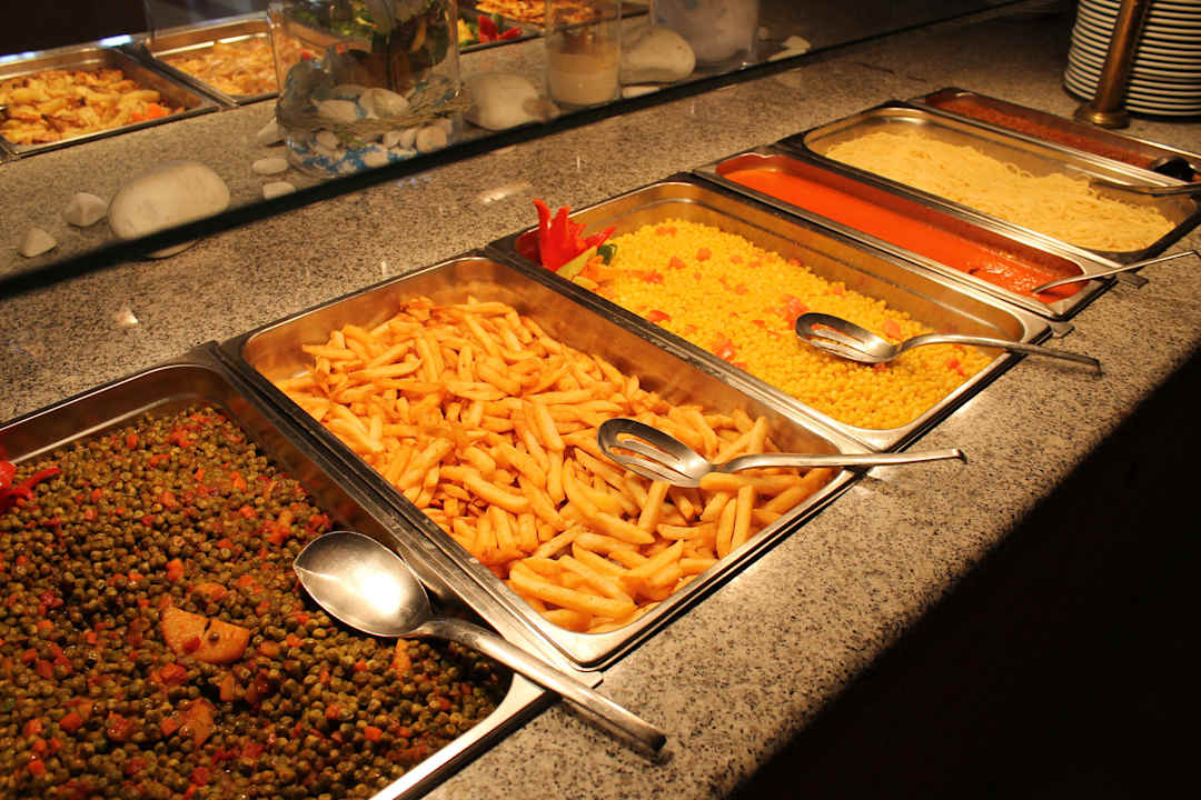 Vielseitig, seehr lecker, tip-top, reichlich! Pelekas Monastery (Im Umbau/Renovierung)