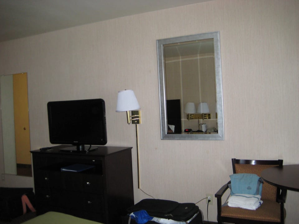 TV Clarion Inn Page - Lake Powell