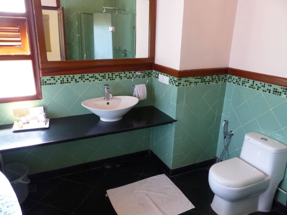 Bad Hotel Thekkady Wild Corridor