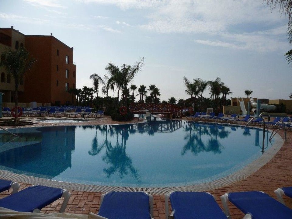 Pool Playamarina Hotel