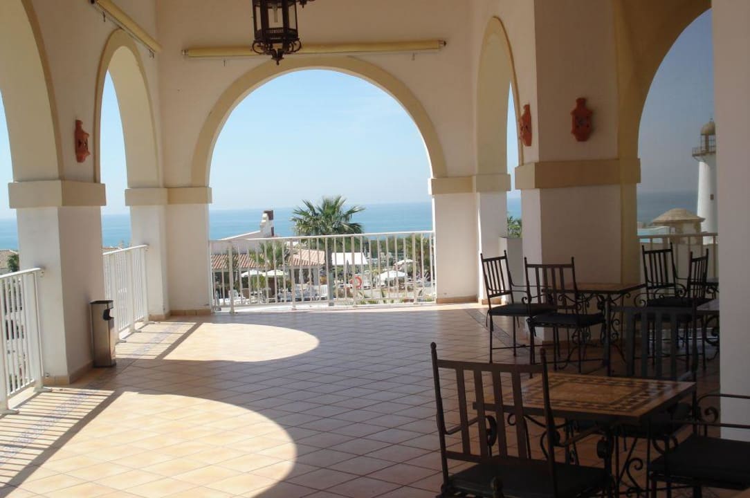Außenterrasse des Hauptrestaurants Hotel Riu Chiclana