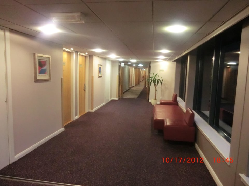 Flur Leonardo Hotel London Heathrow Airport