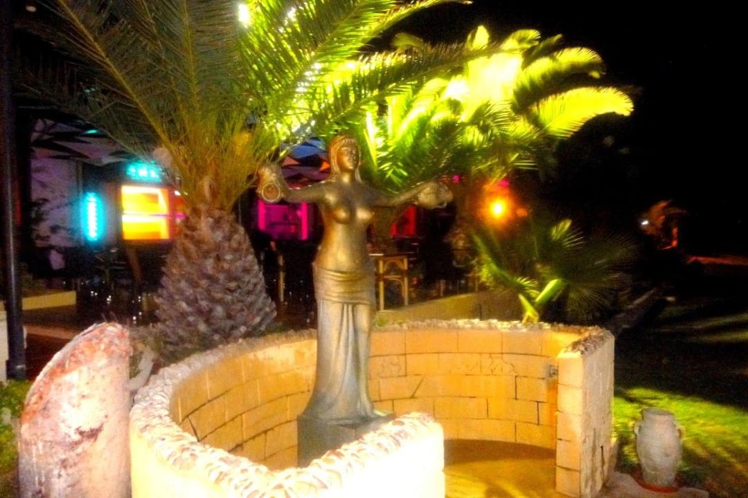Dusche am Strand Hotel Paradis Palace