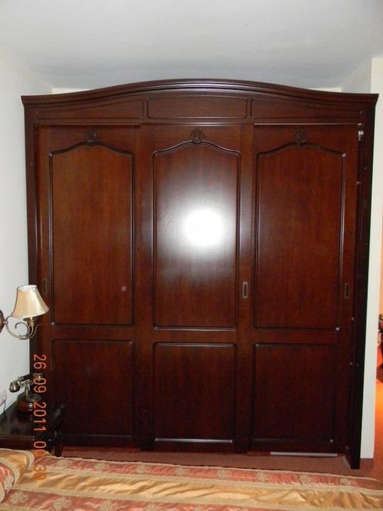 Der grosse Kleiderschrank GRIFID Aqua Club Bolero