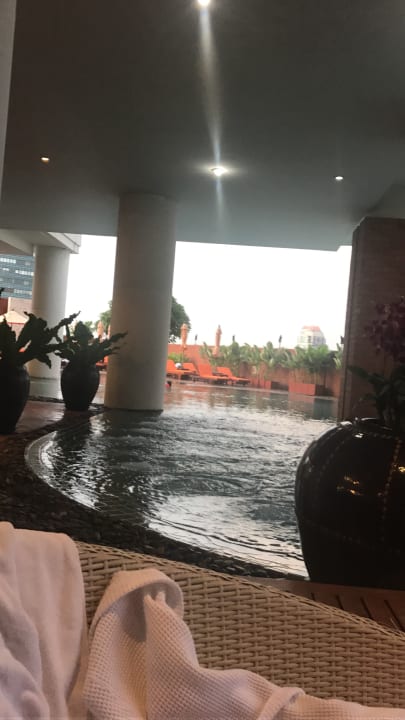 Pool Tower Club At Lebua