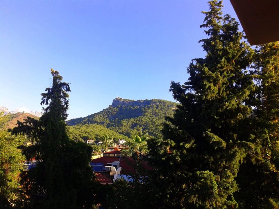 Вид из окна Limak Limra Hotel & Resort