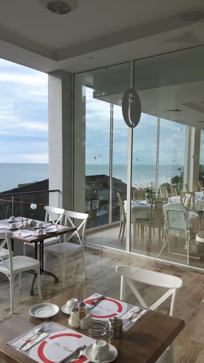 Restaurant GRIFID Encanto Beach