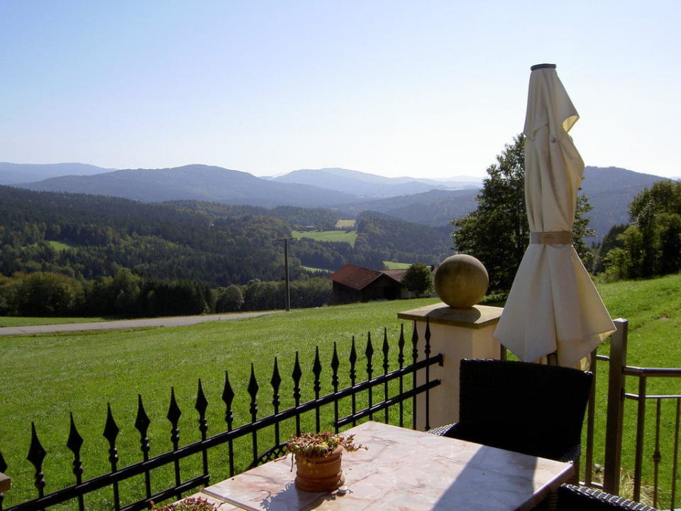 Blick von der Terrasse Hotel Sterr