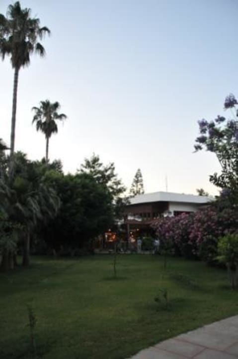 Widok na głowna restauracje Labranda Alantur Resort