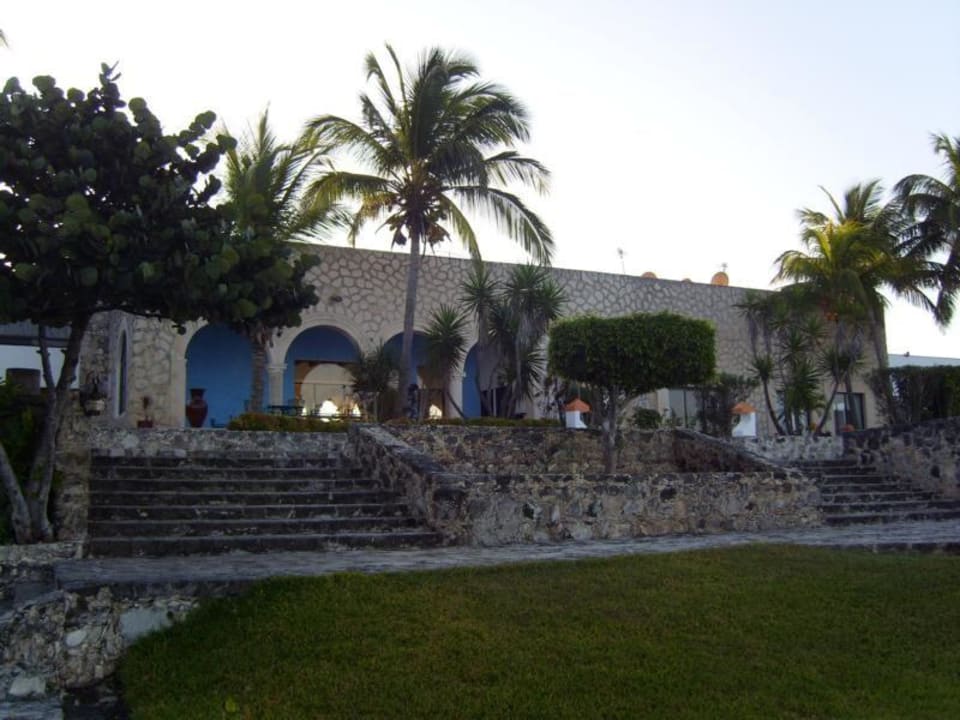 Hotelansicht vom Pool aus Hotel Tucan Siho Playa