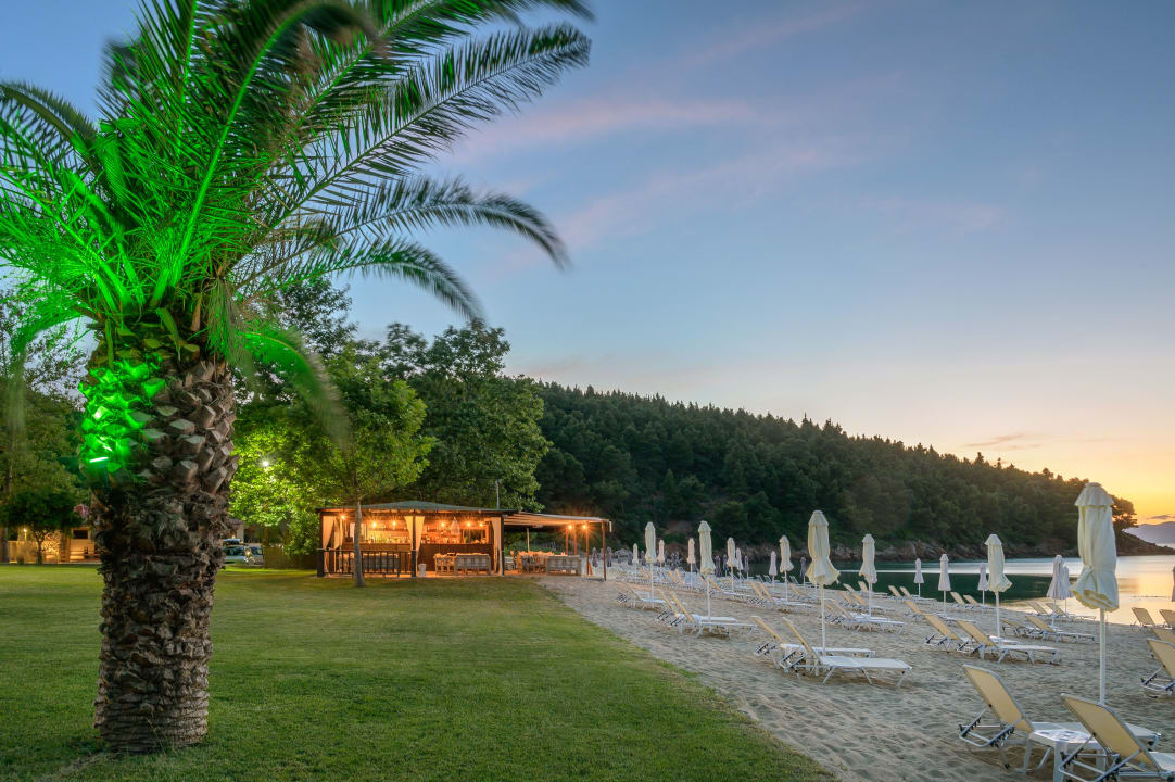 Strand Komitsa Luxury Apartments