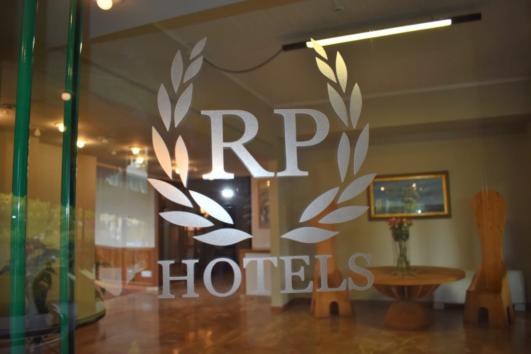 Lobby Hotel Country Club