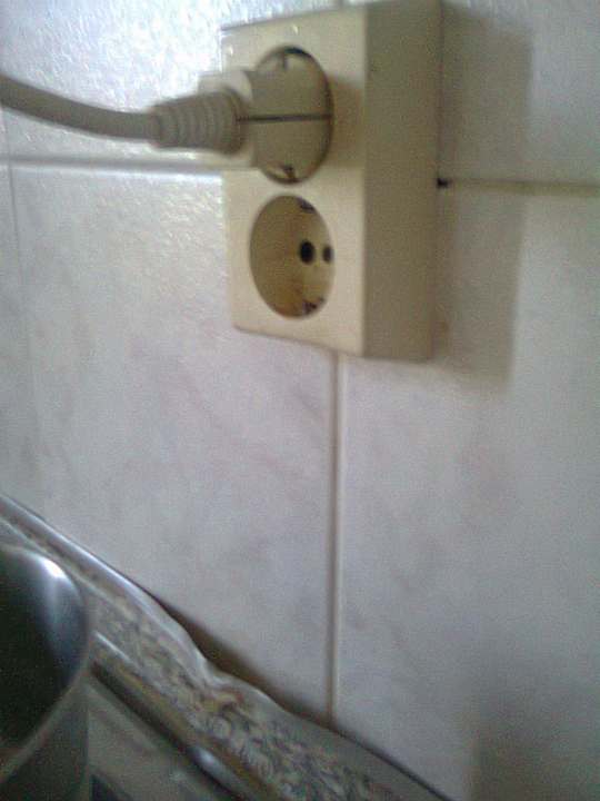 Dodgy electrics Nest Apartments