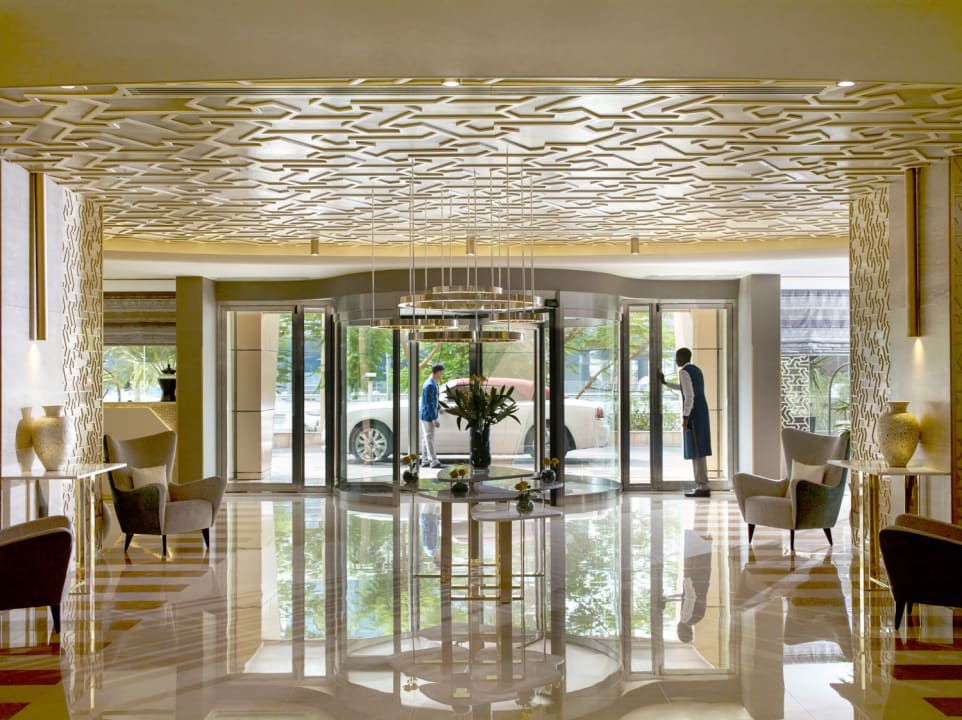 Lobby Two Seasons Hotel & Apartments