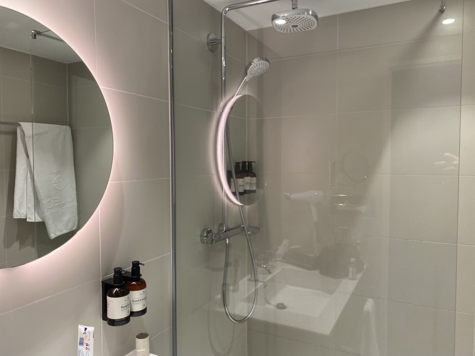 Zimmer NH Collection Hamburg City