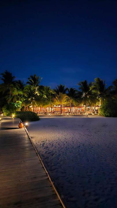 Außenansicht Vilamendhoo Island Resort & Spa