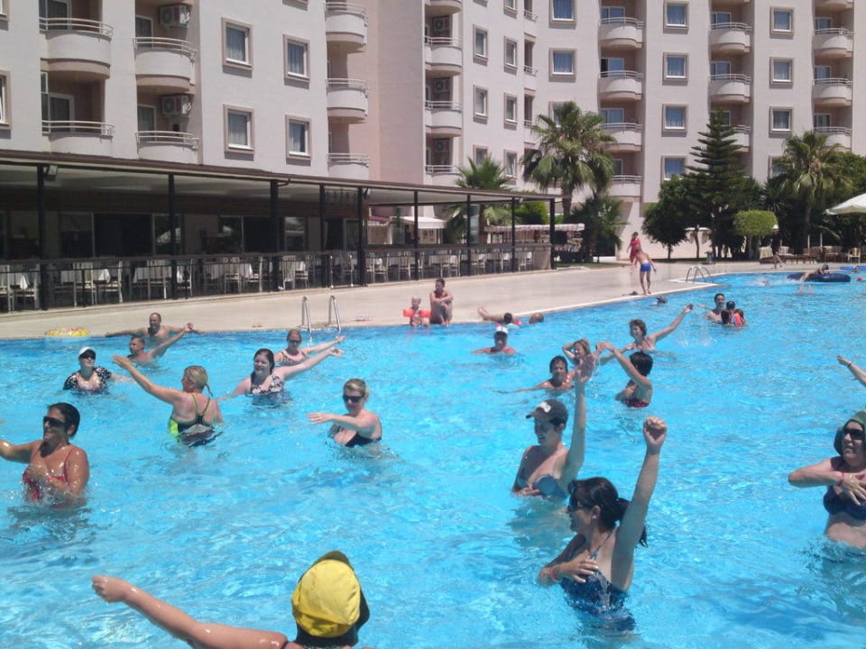 Wassergymnastik Hotel Royal Garden Beach