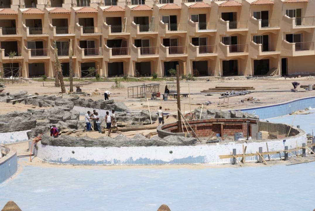 Pool Baustelle August 2007 Pyramisa Beach Resort Sahl Hasheesh