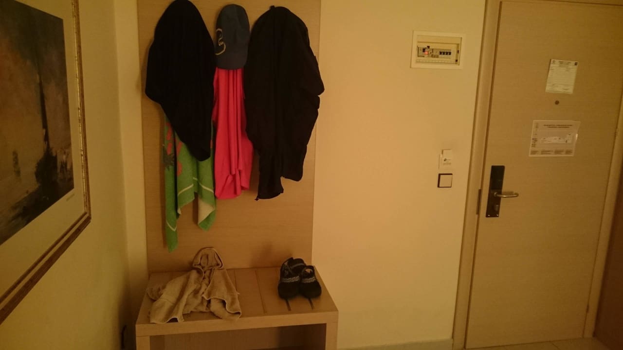 Eingang Kresten Palace Hotel