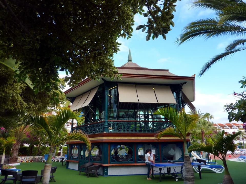 Gesundheits/Fitnesspagode Parque Santiago III Official