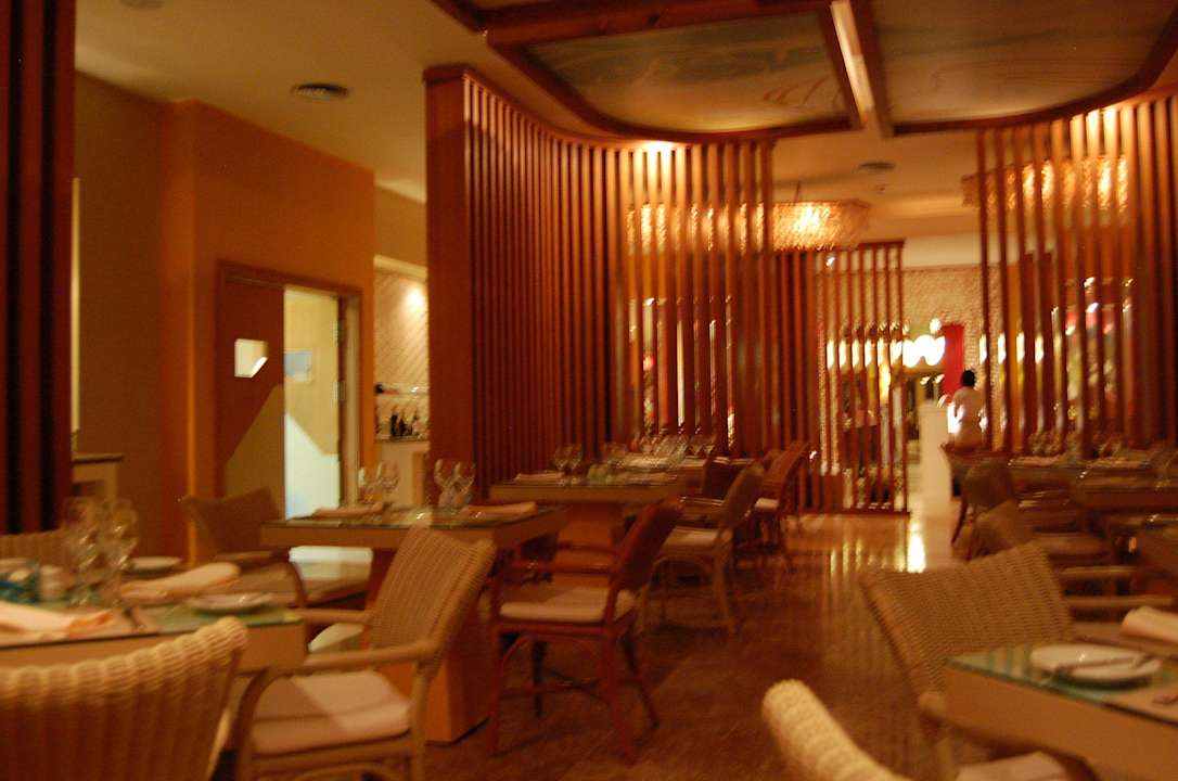 Restaurant Secrets Royal Beach Punta Cana - Adults only