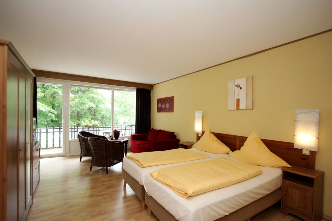 Geräumiges Zimmer mit Balkon Hotel Das Waldhaus Winterberg